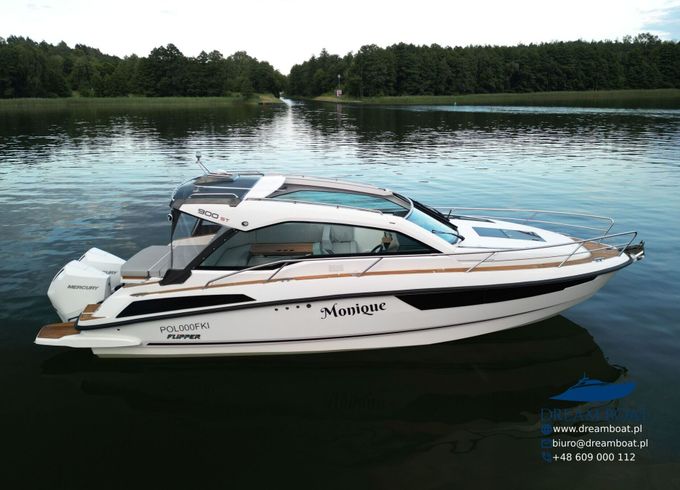 Motorboat Flipper 900 ST 500hp