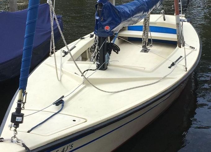 Sailboat Hoora Valk 6.5m
