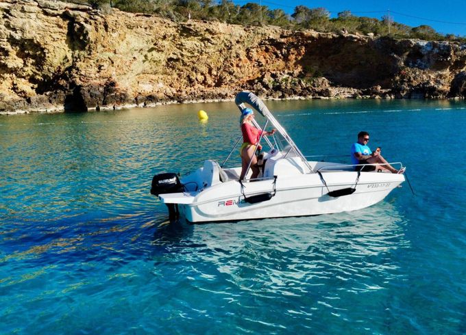 Boat without licence  Quicksilver REMUS 450 15hp