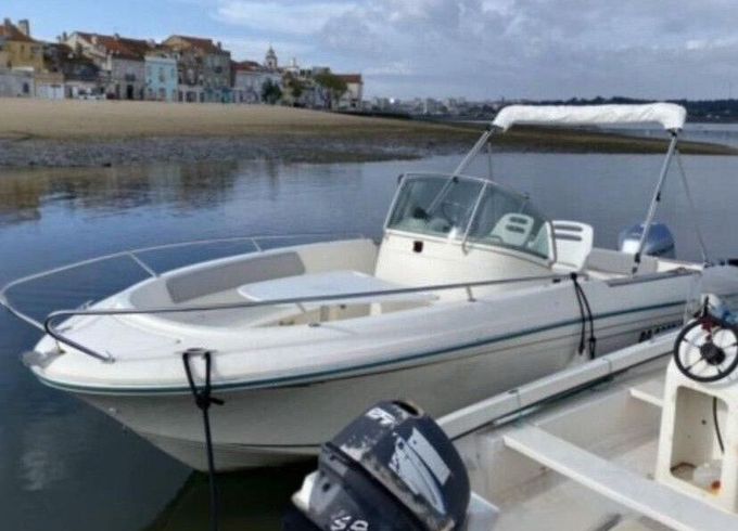 Motorboat Jeanneau Cap Camarat 625 150hp