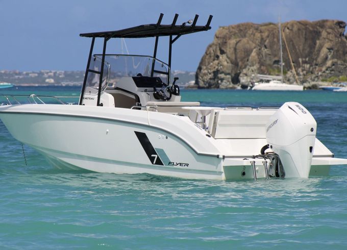 Motorboat Beneteau Flyer 7 200hp