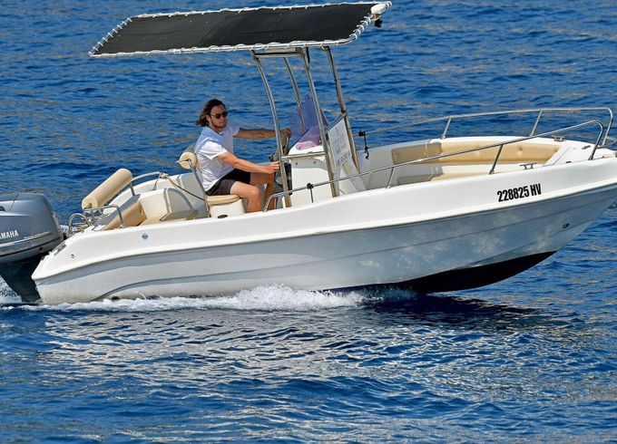 Motorboat BELLINGARDO OPEN 550 100hp
