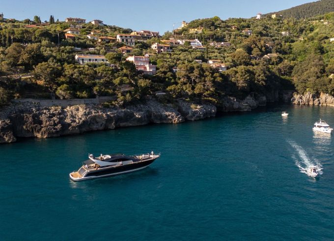 Motor yacht Cerri Cantieri Navali Cerri 86 Flybridge 4000hp