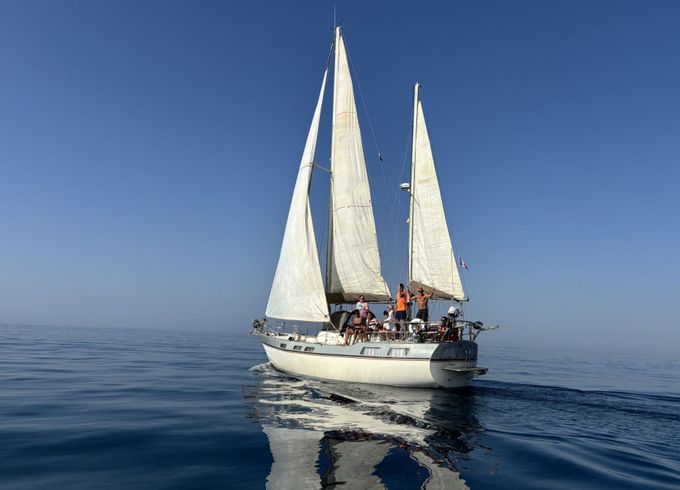 Sailboat Wauquiez Amphora 12m