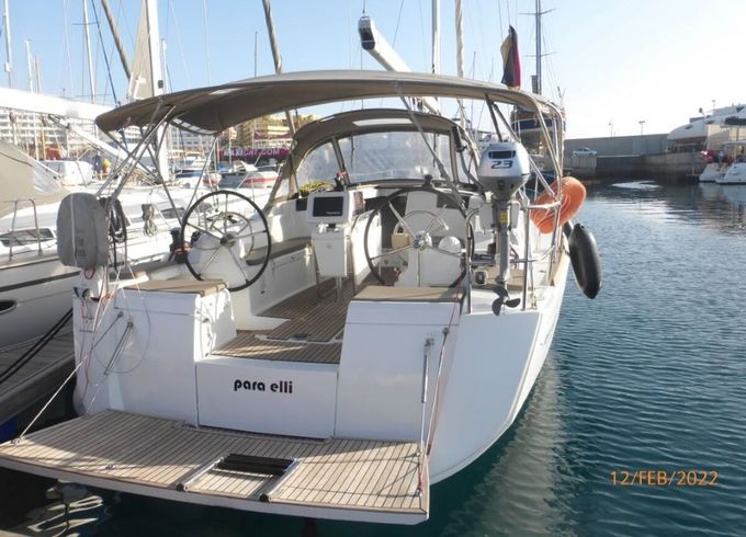 Sailboat Jeanneau Sun Odyssey 419 12m