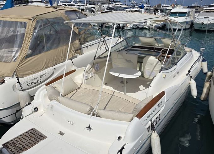 Motorboat Jeanneau 705 305hp
