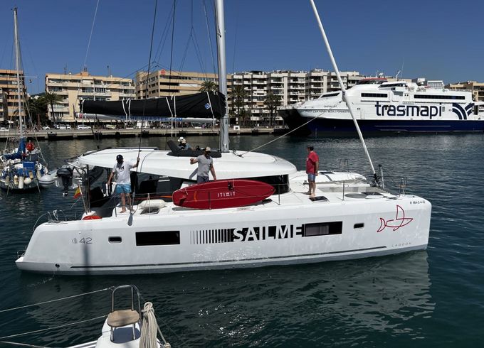 Catamaran Lagoon 42 12m
