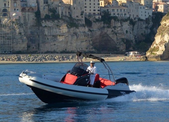RIB PRUA AL VENTO THOR 8 250hp