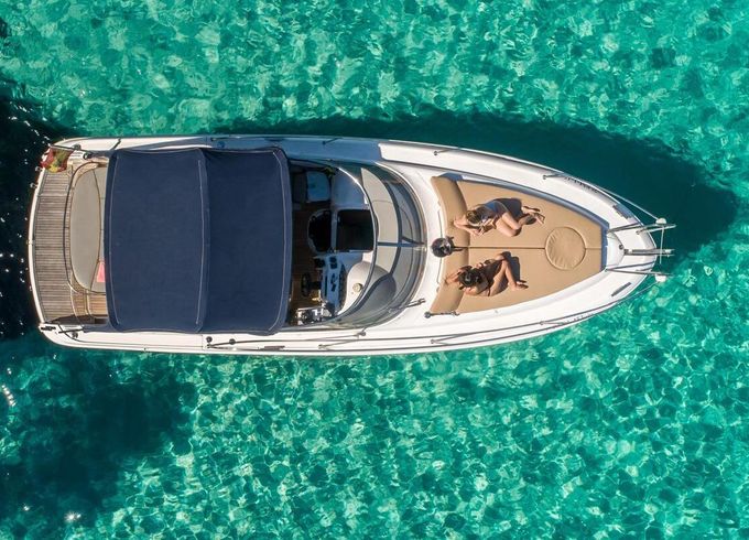 Motorboat Bavaria S29 640hp