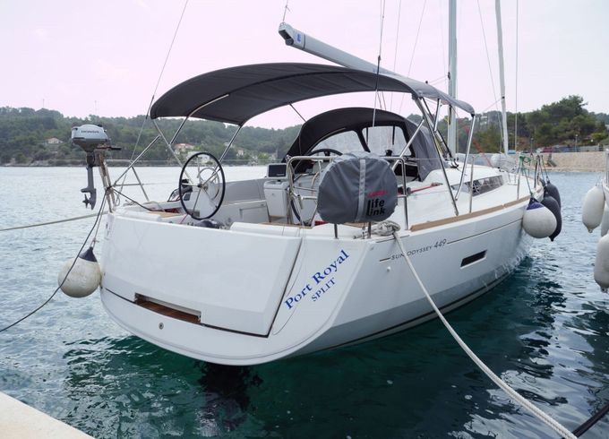 Sailboat Jeanneau Sun Odyssey 449 13.76m