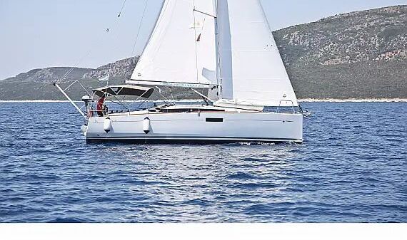 Sailboat JEANNEAU SUN ODYSSEY 349 10.34m