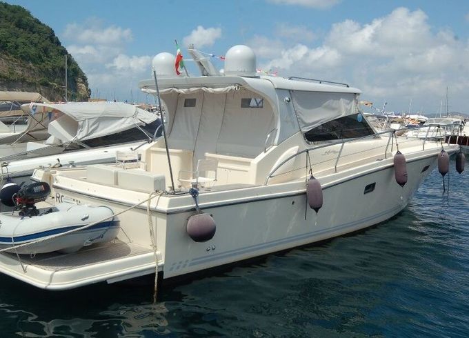 Motorboat Gagliotta 44 900hp