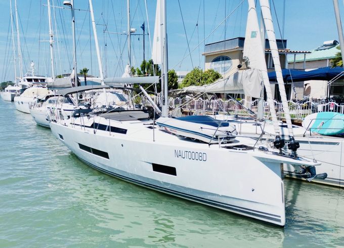 Sailboat Hanse Hanse 460 14.6m