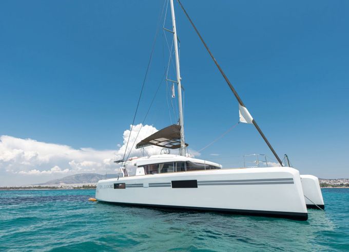 Catamaran Lagoon 52 15.9m