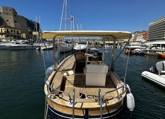 Motorboat Apreamare 75 320hp