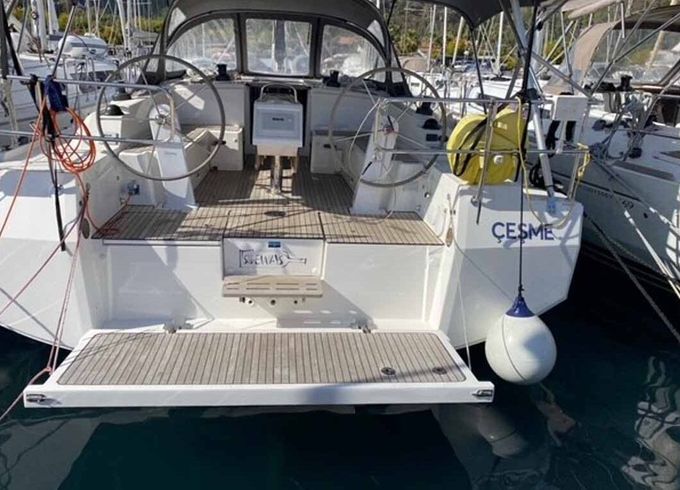 Sailboat Bavaria Yachtbau Bavaria C42 12m