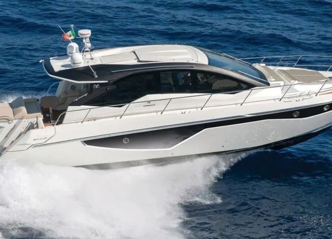 Motorboat Cranchi 60 ST 750hp