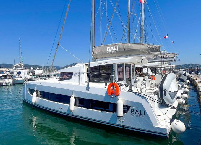 Catamaran 15 BALI CATSMART (4D/2C) - AZ3 12m