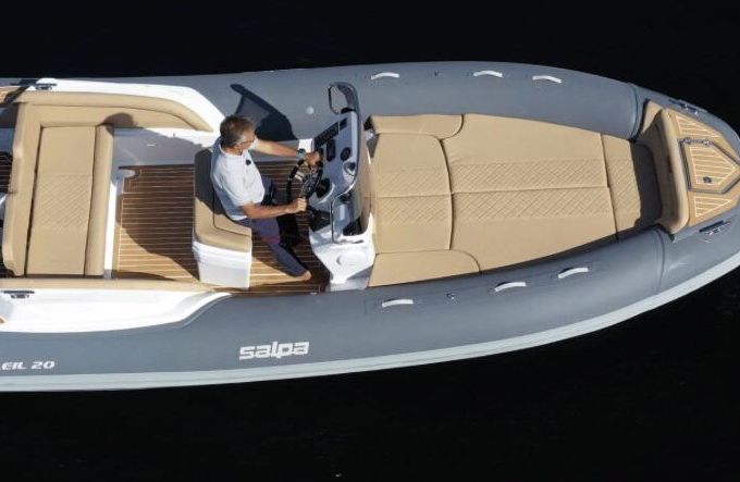 Motorboat Salpa SOLEIL 20 70hp