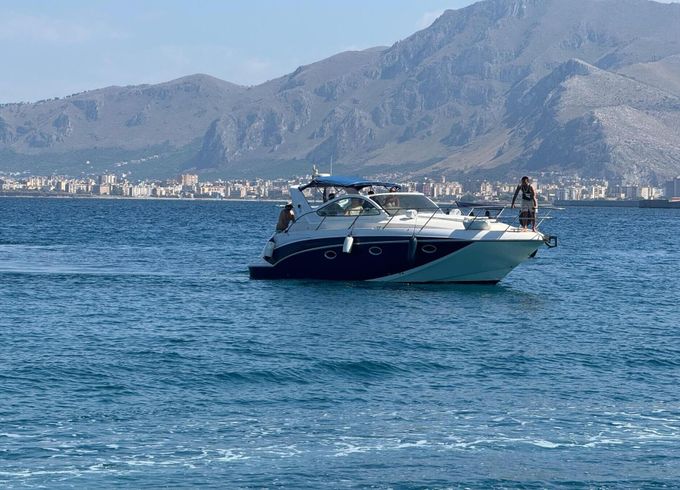 Motorboat Prinz 33 Open 615hp