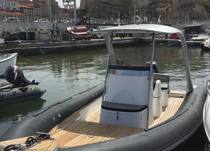 RIB UFO 6.90 200hp