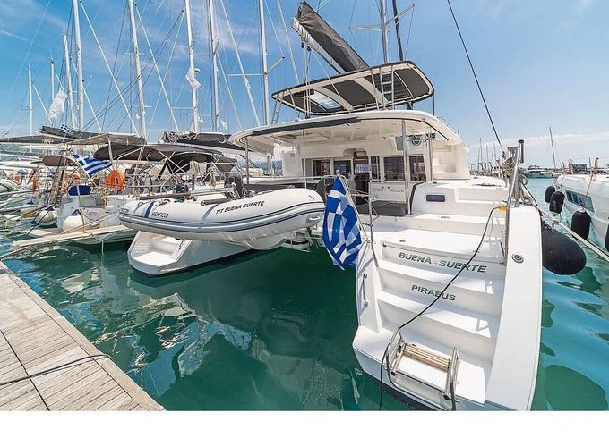 Catamaran Lagoon 450 Fly 13m