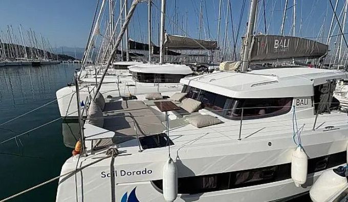 Catamaran Bali Catsmart 11m