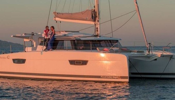 Catamaran Fountaine Pajot Fountaine Pajot Astrea 42 - 4 + 2 cab. 12m