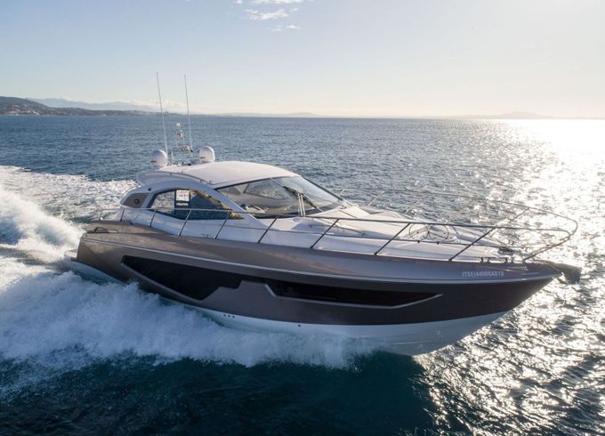 Motor yacht Sessa Marine C44 500hp
