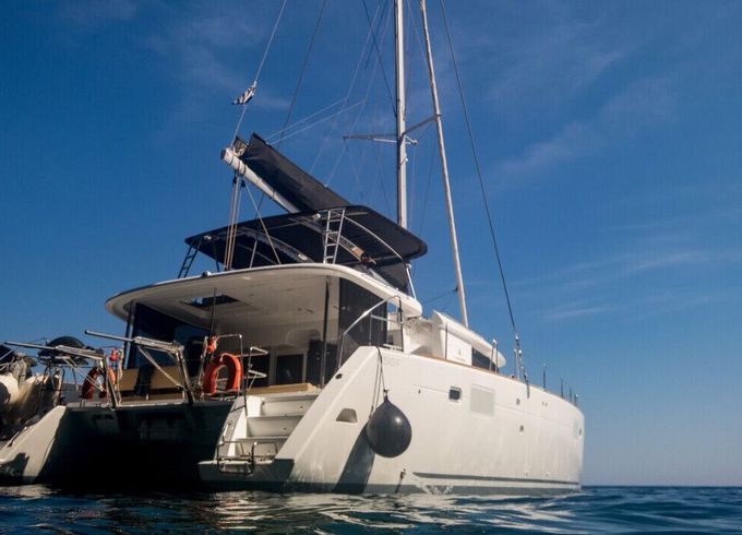 Catamaran Lagoon 450 Fly 13m