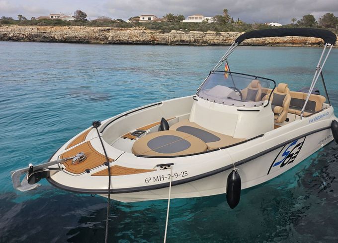Motorboat AQUA S6 130hp
