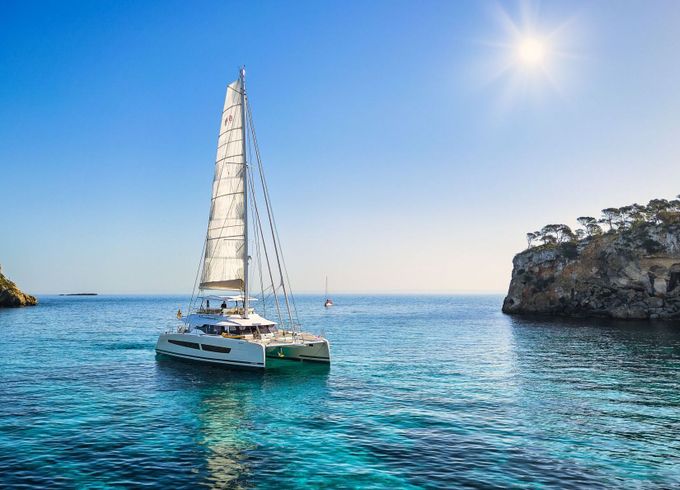 Catamaran Fountaine Pajot Alegria 67 20.5m