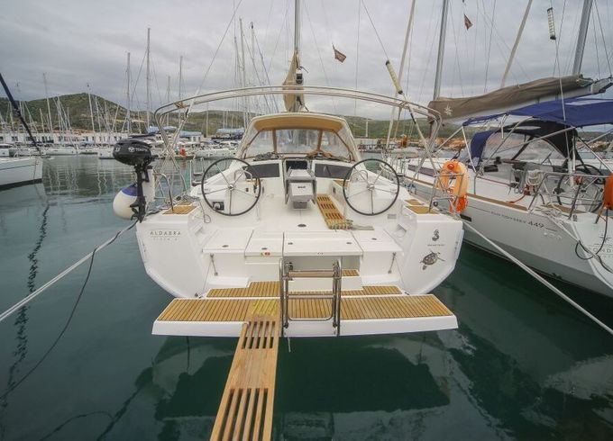 Sailboat Bénéteau Oceanis 48 - 5 cab. 14.6m