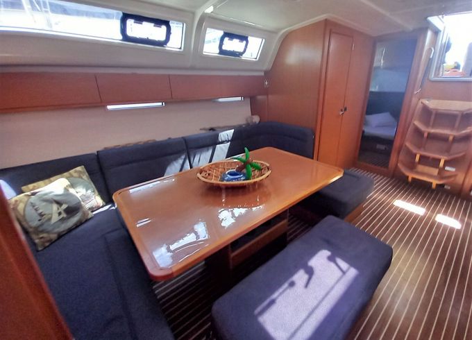 Sailboat Bavaria Cruiser 51 14.99m