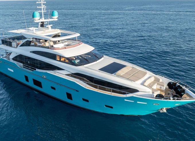 Motor yacht Princess Princess 99' 4000hp