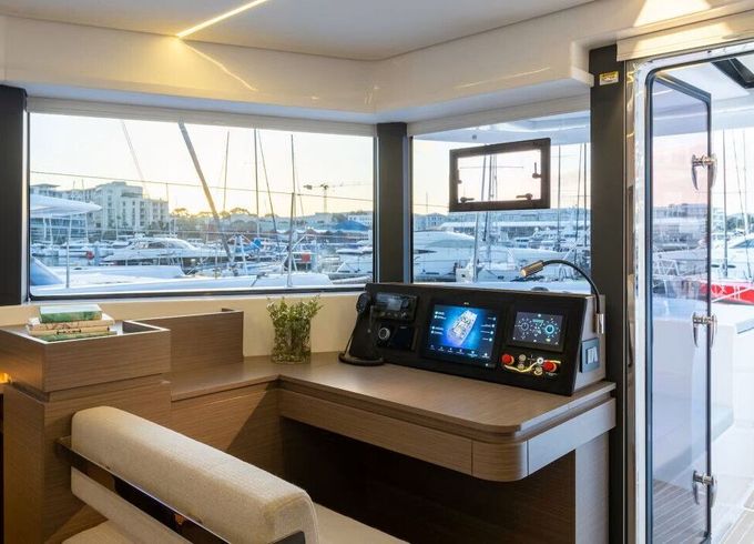 Catamaran Moorings 5200 - 6 15m