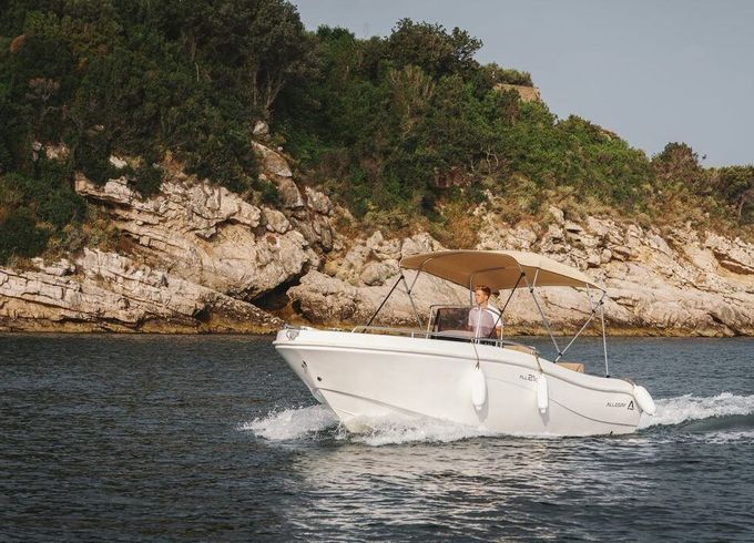 Motorboat Allegra Allegra 21 open 115hp