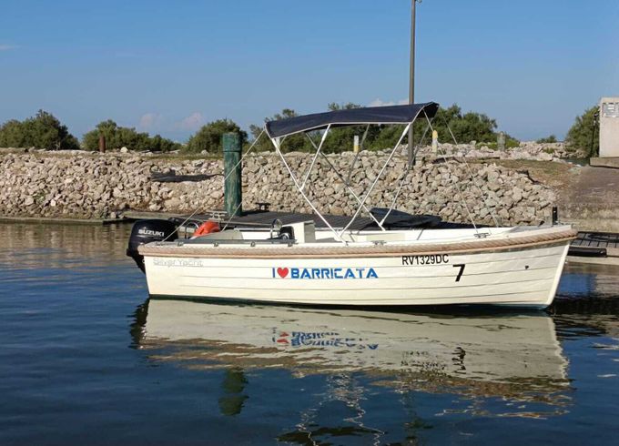 Boat without licence  Silver Yacht 495 30hp