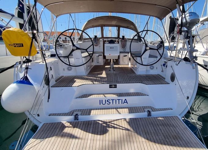 Sailboat Bavaria Cruiser 46 14m