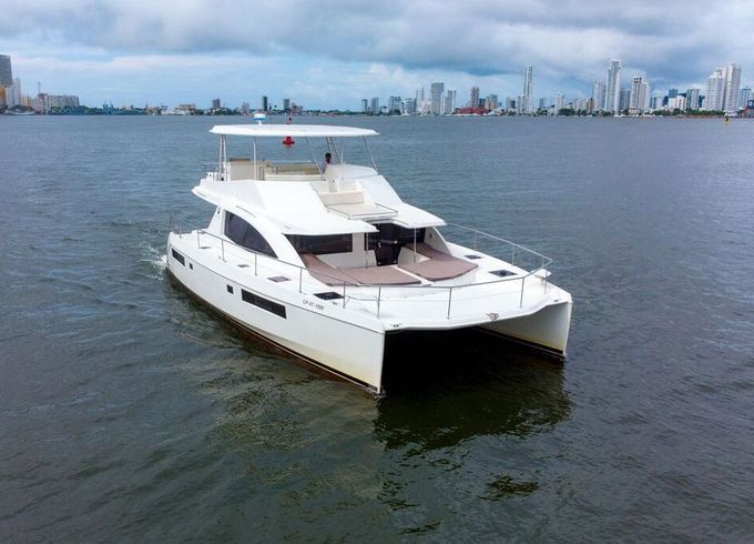 Catamaran Leopard 51 15.5m
