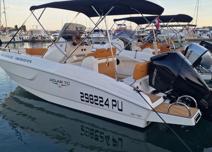 Motorboat PRUA AL VENTO JAGUAR 7.0 200hp
