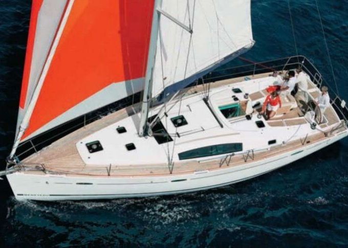 Sailboat BENETEAU OCEANIS 43 13.1m