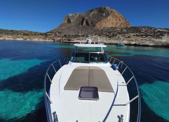 Motorboat Sagene 33 Open 660hp