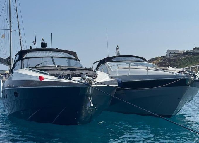 Motor yacht Pershing 40 Pershing 40 Yacht 870hp