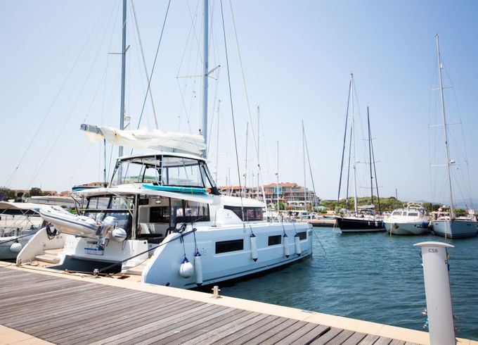 Catamaran Lagoon Lagoon 46 13.9m