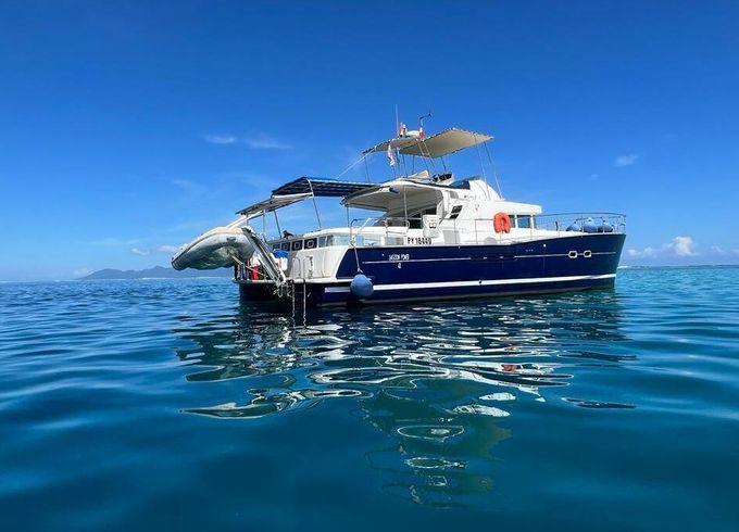 Motorboat Lagoon Lagoon Power 43 300hp