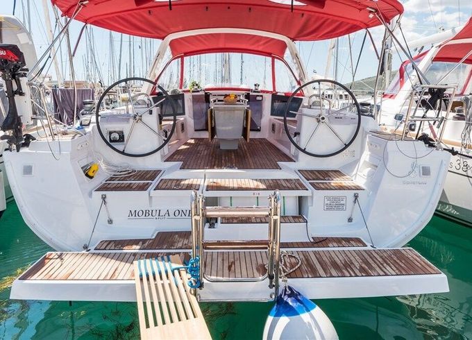 Sailboat Bénéteau Oceanis 45 - 4 cab. 13m