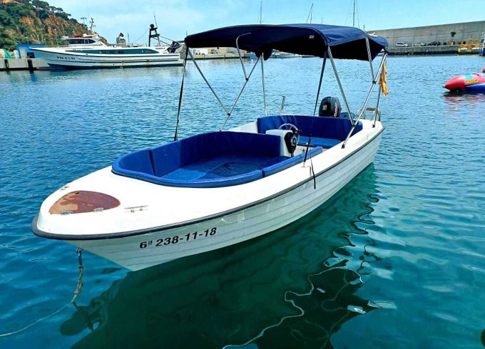 Boat without licence  Polyester Yacht Marion 500 15hp