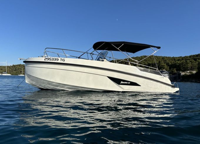 Motorboat Arrow Abaris 23 250hp