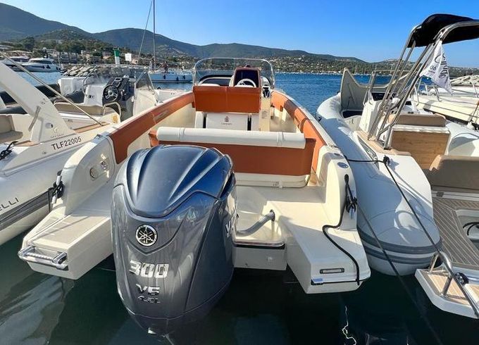 Motorboat INVICTUS INVICTUS 270 300hp